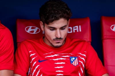 Alvarez gây sóng gió, nội bộ Atletico rúng động