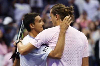 Zverev sống sót sau gần 5 giờ trước đồng hương Sinner, tránh cú sốc lịch sử US Open