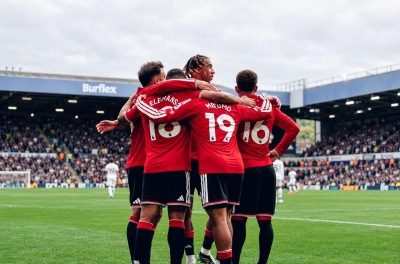 Chấm điểm cầu thủ MU đấu Leeds: Bruno gây thất vọng, tân binh ghi dấu ấn!