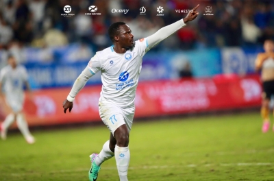 Xuân Son missed, Nam Định narrowly defeated Thanh Hóa