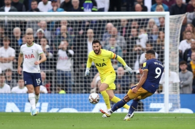 Highlight Tottenham vs Newcastle United: Gà Trống thảm bại, Chích Chòe chen chân vào top 4