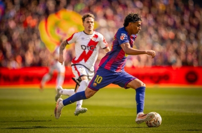 Barcelona thắng trận thứ 5 liên tiếp, xây chắc ngôi đầu La Liga