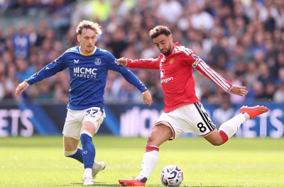 MU mất điểm trước Everton trong trận cầu điên rồ đến phút 96