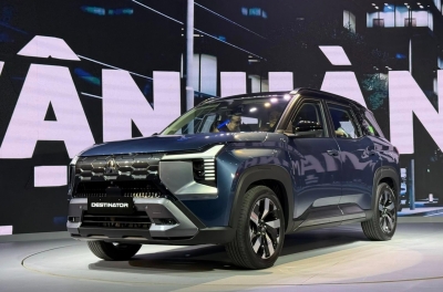 Mitsubishi Destinator khan hàng dịp cận Tết, khách đặt cọc phải chờ đến cuối tháng 2 mới được nhận xe