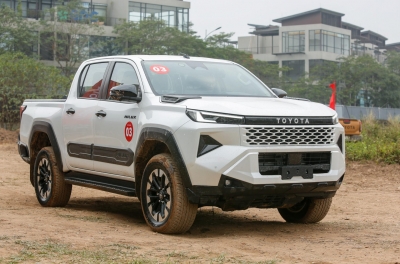 Bán tải Hilux bất ngờ vượt mặt Vios về doanh số trong tháng 5/2026