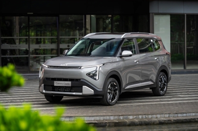Kia Carens Clavis chính thức gia nhập thị trường Việt: Giá từ 639 triệu đồng, bản cao cấp có ADAS