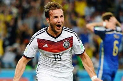 HLV Đức đã nói gì với Gotze trước khi anh ghi bàn?