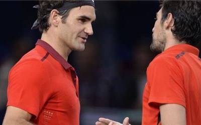 Paris Masters 2014: Thắng vất, Federer thẳng tiến vào vòng 3