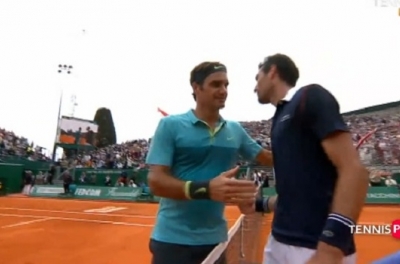 Monte Carlo Masters 2015: Federer tốc hành vào vòng 3
