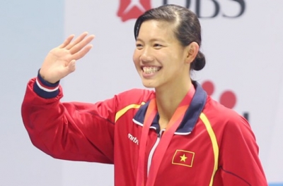 VIDEO: Ngôi sao bơi lội Singapore nể phục Ánh Viên