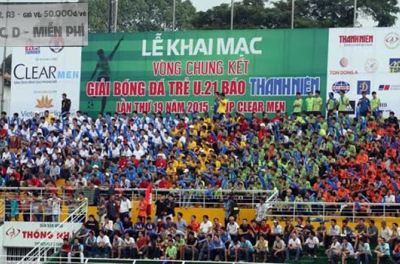 Phẫn nộ với chiêu trò lừa gạt của phe vé tại VCK U21 QG