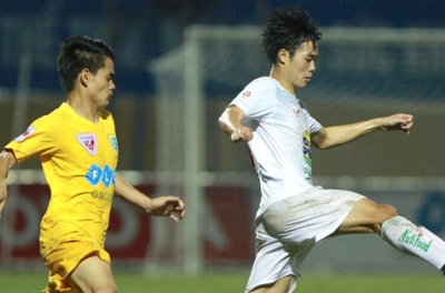 Bầu Đức từ chối cho Mito Hollyhock mượn Văn Toàn