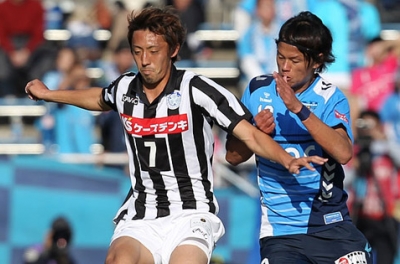 Yokohama và Mito Hollyhock cầm chân nhau ở vòng 17 J-League 2