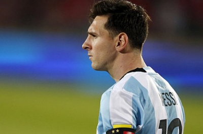 La Nacion: Messi rút lại quyết định chia tay Argentina