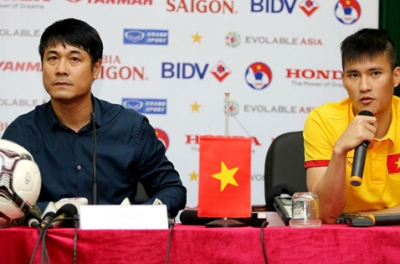 Công Vinh giúp TP.HCM mang về 2 ngoại binh