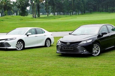 Toyota Camry 2.0G và Toyota Camry 2.5Q: Nên mua phiên bản nào?