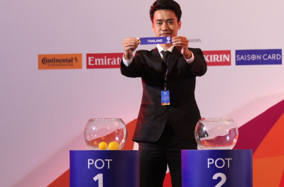 Lễ bốc thăm VCK U23: Dân mạng trêu đùa tung hô 'hotboy bốc thăm'