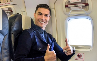 Ronaldo có nghĩa cử cao đẹp, sáng mãi đạo lý 'uống nước nhớ nguồn'