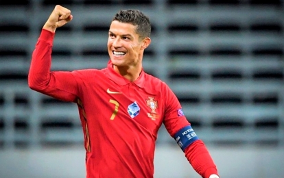 Bỏ qua lùm xùm, Ronaldo có hành động cực đẹp trước thềm World Cup 2022