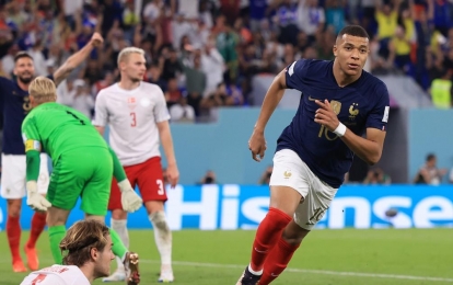 Tốc độ và 'hơi thở' của Mbappe giúp ĐT Pháp đánh bay lời nguyền World Cup