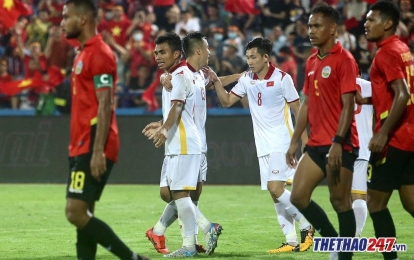 CĐV Malaysia phản ứng ra sao khi chạm mặt U23 Việt Nam?