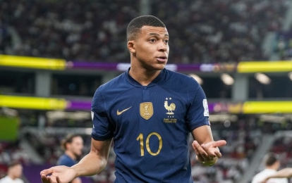 Pháp gặp 'biến căng' sát giờ đấu Argentina, Mbappé chấp nhận hy sinh