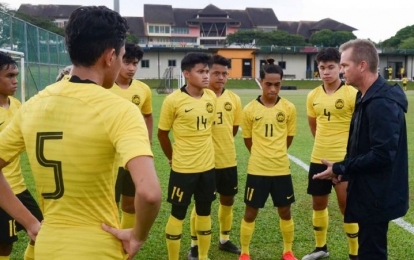 HLV Malaysia nhận phán quyết tương lai trước đại chiến U23 Việt Nam