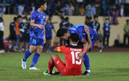 VIDEO: U23 Indonesia và U23 Thái Lan lao vào ẩu đả, nhận 'mưa' thẻ đỏ