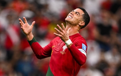 Huyền thoại MU 'vỗ mặt' Ronaldo sau thái độ không thể chấp nhận