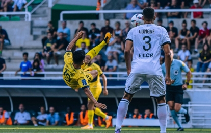 Suýt lập siêu phẩm, Quang Hải có 'bước tiến lớn' tại Pau FC ở Ligue 2