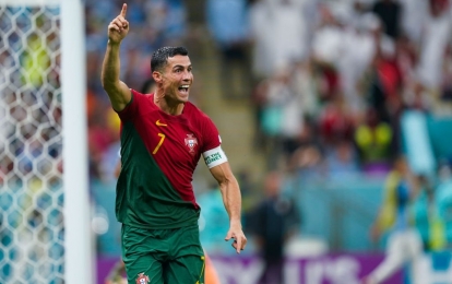 Ronaldo bị FIFA 'từ chối' lập kỷ lục ngày Bồ Đào Nha đi tiếp