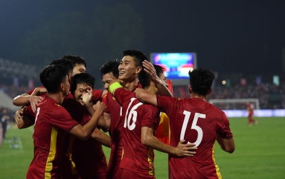 HLV châu Âu: 'Đè bẹp Indonesia, U23 Việt Nam khiến Thái Lan lo lắng'