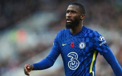 Chia tay Rudiger, Chelsea gây sốc khi 'tậu' hậu vệ lương cao nhất thế giới?