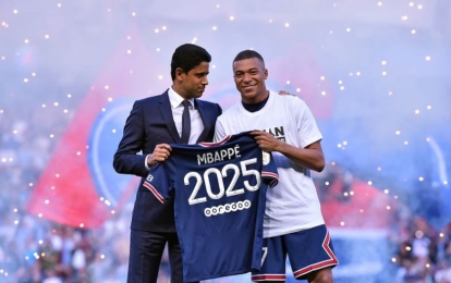 Chủ tịch PSG “hạ thấp” Messi trong cuộc họp báo của Mbappe