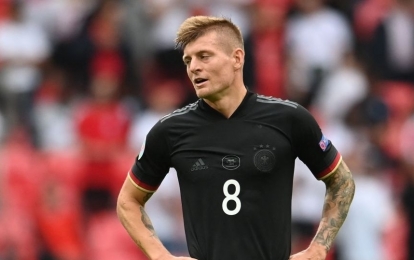 Toni Kroos: 'Tôi chơi bóng trong đau đớn suốt 6 tháng'