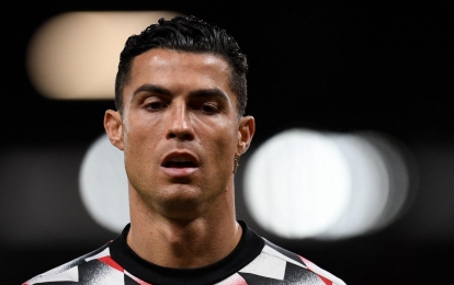 Ngồi dự bị, Ronaldo vẫn để lại điểm nhấn bằng hành động xấu xí