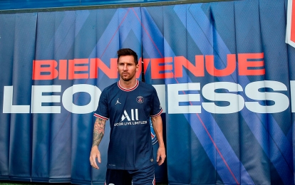 Nhờ 'món quà' từ MU, PSG có thể chốt sổ tương lai Messi