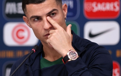 Thất sủng tại World Cup, Ronaldo nhận vinh dự cực lớn từ nhân vật đặc biệt