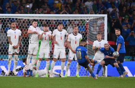 Video Anh 1-0 Ý: 'Messi Italia' uy hiếp khung thành ĐT Anh
