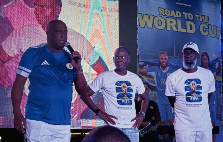 ĐỘC LẠ: Chủ trại cá đưa ĐT Quốc gia giành vé dự World Cup