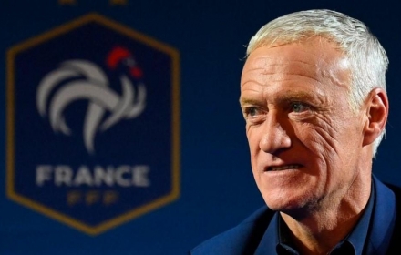 Deschamps: 'Người ta đã chán ngấy mặt tôi ở tuyển Pháp'