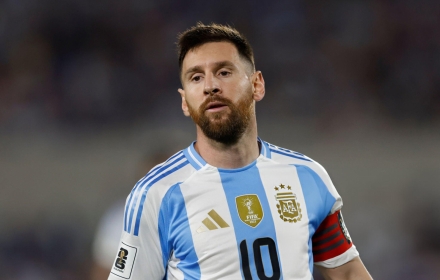 Messi lên tiếng về tương lai sau khi ghi 3 bàn cho Argentina