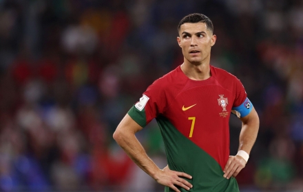 Ronaldo ra phán quyết, thi đấu World Cup đến năm 49 tuổi?