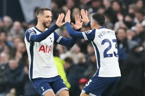 Tottenham tạo kỷ lục