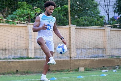 'Thần y' Brazil chăm sóc đặc biệt Xuân Son