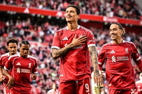 Darwin Nunez bất ngờ trở thành 'vua phá lưới' Liverpool