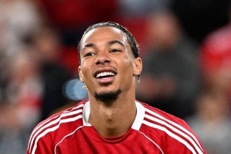 Tân binh đắt giá của Liverpool gửi lời cảnh báo đến Premier League
