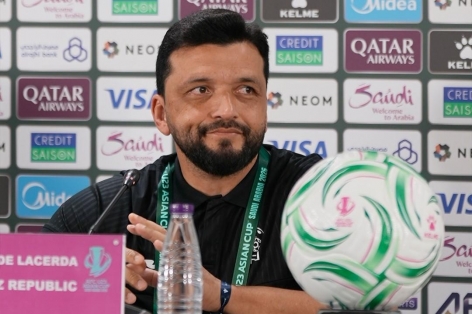 HLV U23 Kyrgyzstan thừa nhận Việt Nam rất nguy hiểm