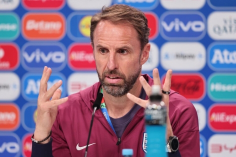 Gareth Southgate khẳng định 'làm ngơ' trước mọi chỉ trích