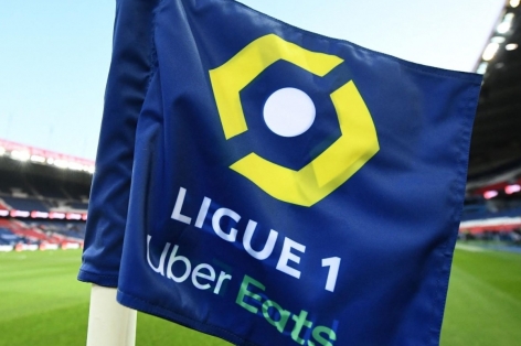 Ligue 1 có tên mới từ mùa giải 2024/25
